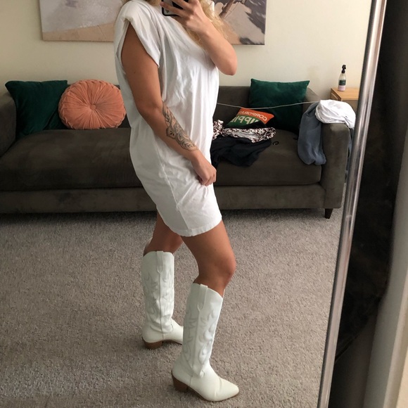 Stateside Oversized Shoulder Pad Dress - White - Picture 2 of 7